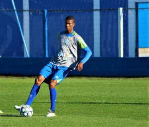 Série B: Avaí confirma contratação do zagueiro Marcão