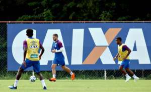 Pressionado, Enderson Moreira deve ter mudanças no time titular do Bahia