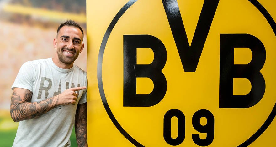 Alemão: Sem espaço no Barcelona, Paco Alcácer é emprestado ao Dortmund por uma temporada