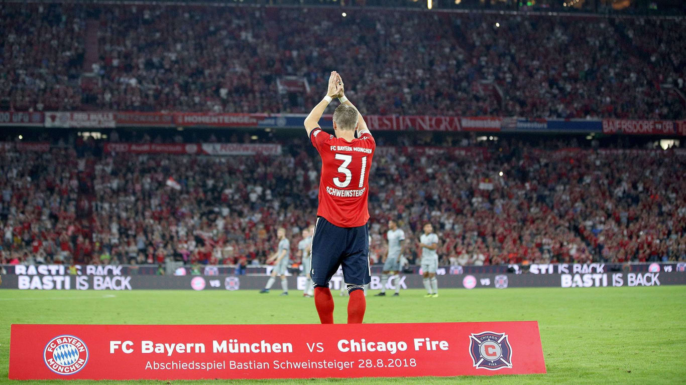 Bayern goleia o Chicago Fire em amistoso de homenagem a Schweinsteiger