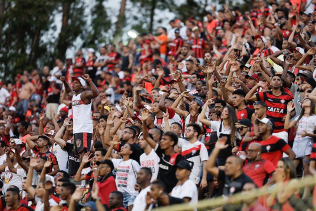 Para engrenar no Brasileirão, Vitória coloca ingressos no valor de R$ 10