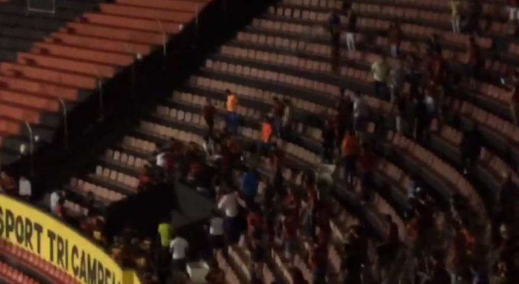 Confusão entre os torcedores do Sport