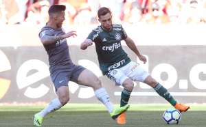 Libertadores: Hyoran cobra foco e humildade do Palmeiras no jogo contra contra Cerro