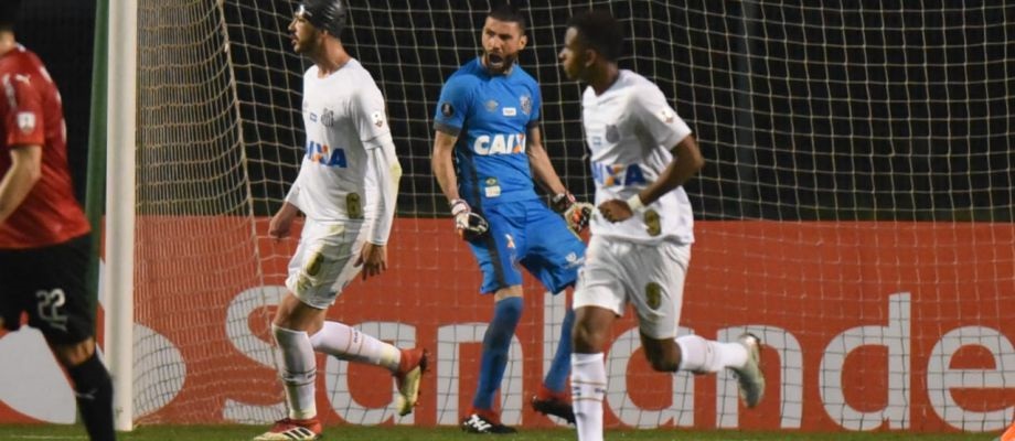 Libertadores: Victor Ferraz diz que cogitou se aposentar após queda do Santos