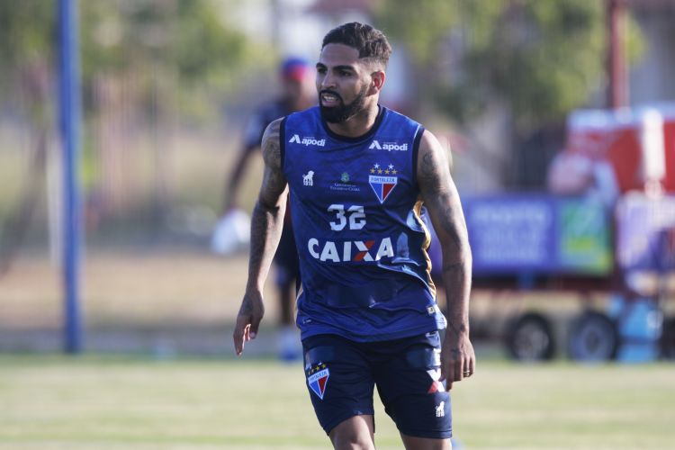 Série B: Liberado pelo DM, atacante Romarinho reforça o Fortaleza