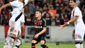 Atlético-PR 1 x 0 Vasco - Valentim estreia com derrota e embola briga contra Z4
