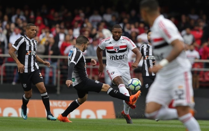 Com desfalques, Aguirre começa a montar o São Paulo para enfrentar o Fluminense