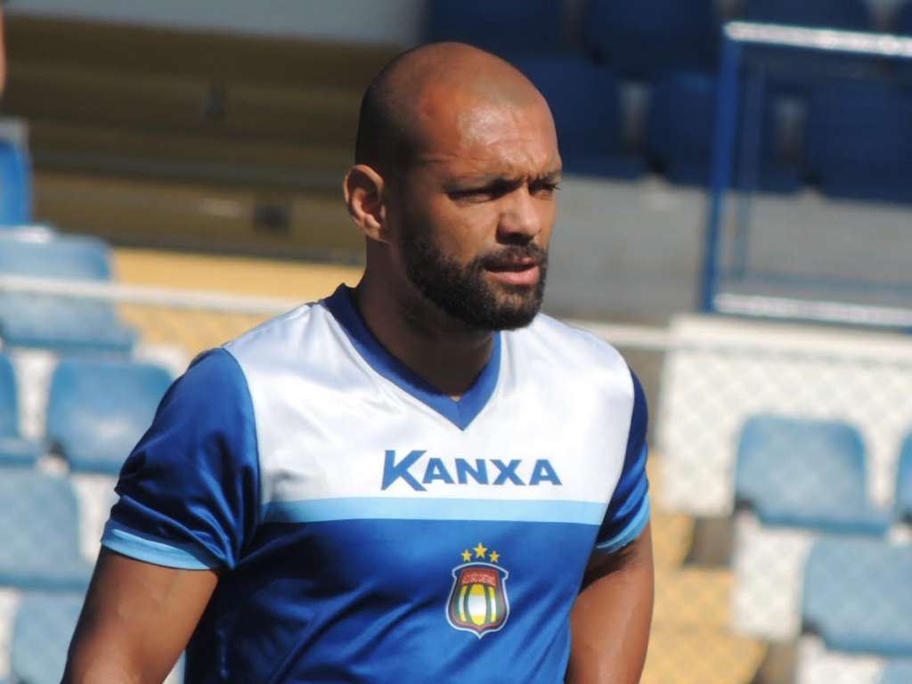 Esley analisou próximo confronto com o Bragantino, que será realizado no domingo (Foto: Fabrício Cortinove)