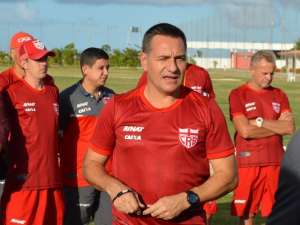 Série B: Doriva faz mistério e não divulga CRB para confronto direto