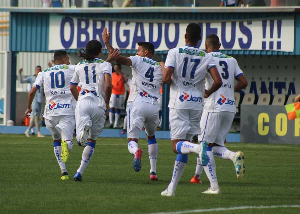 Água Santa busca primeira vitória