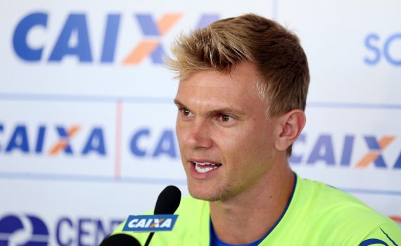 Ex-Corinthians, Douglas comemora retorno ao gol do Bahia e vitória fora de casa