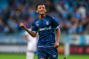 Grêmio oficializa transferência do volante Jailson para o Fenerbahçe