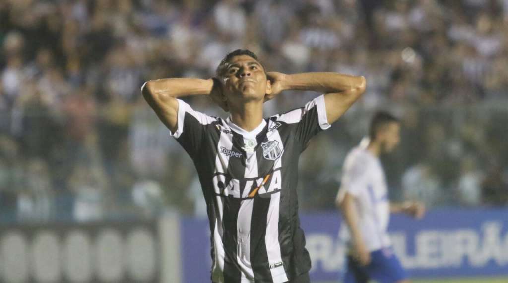 Sem Fabinho e Cardona, Lisca vai ter que mexer de novo no time do Ceará