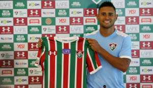 Sem Pedro, Marcelo Oliveira confirma Kayke como titular do Fluminense