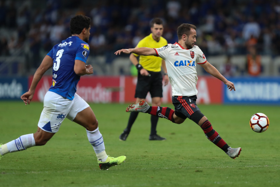 Flamengo x Ceará – Rubro-Negro busca viória para colar no São Paulo