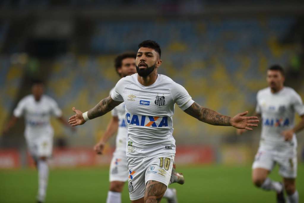 Gabriel faz três, Santos bate o Vasco no Maracanã e chega à 3ª vitória seguida