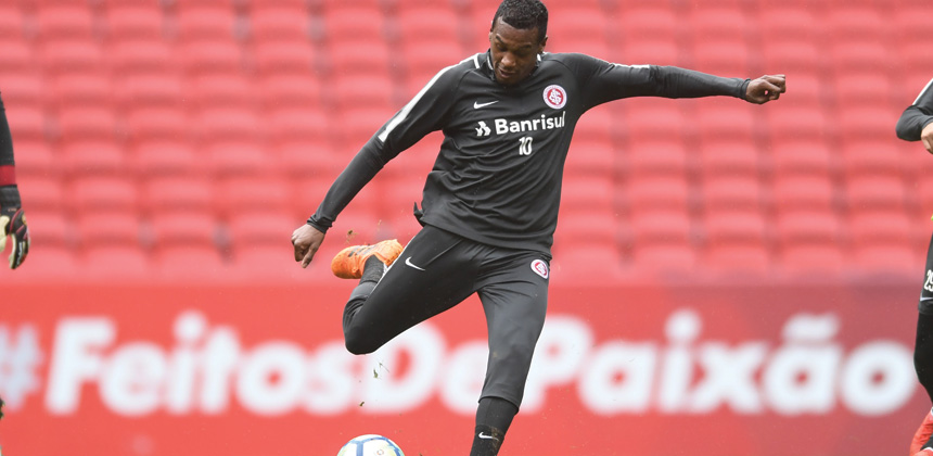 Dourado, Patrick e Rossi se recuperam e voltam a ser relacionados no Inter