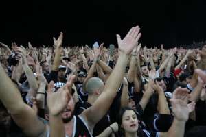 Vaiado, Loss pede paciência à torcida do Corinthians após empate