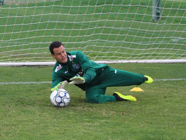 Wilson fez mais uma grande partida com a camisa alviverde e encerrou o jejum do Coritiba