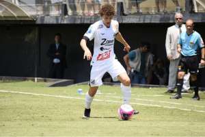 Série C: Lateral acerta com o Vitória e não joga mais pelo Bragantino