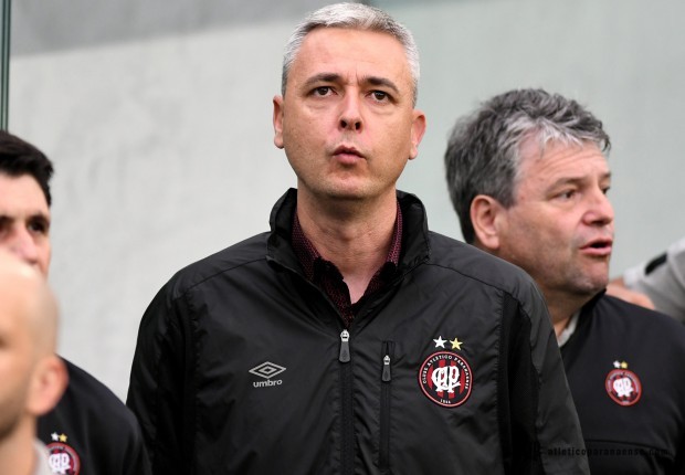 ‘Equilíbrio faz a diferença’, diz Nunes sobre arrancada do Atlético-PR