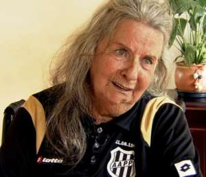 Série B: Ponte Preta vai usar camisa com nome de Conceição, sua ex-torcedora-símbolo