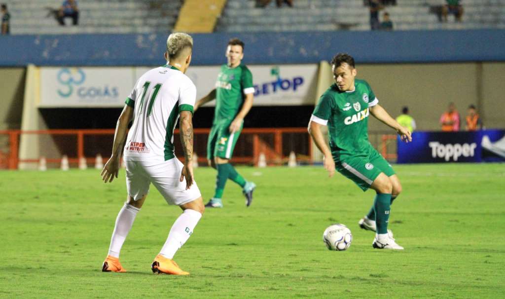Guarani e Goiás fazem um confronto direto pelo G4 no Brinco de Ouro da Princesa