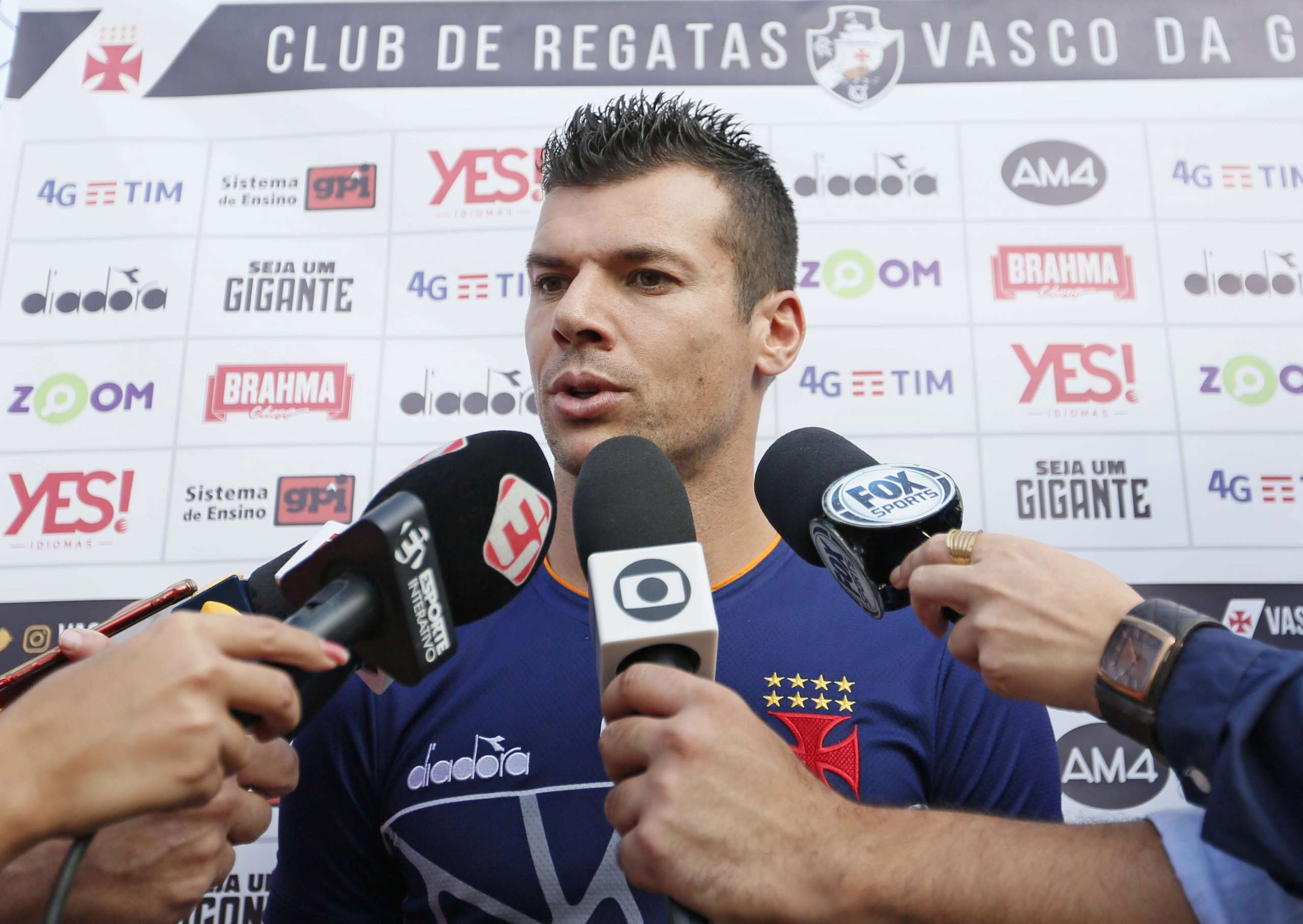 Wagner admite que Vasco ainda tenta “encaixar” com Alberto Valentim