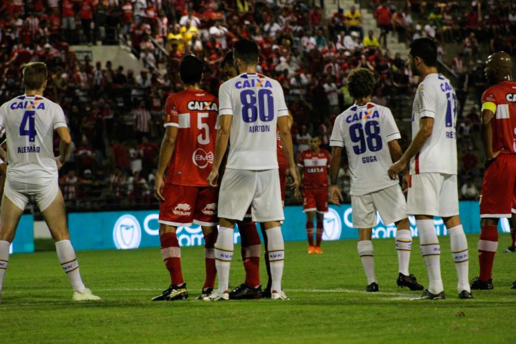 Avaí e CRB se enfrentam pela 25ª rodada da Série B (Foto: Douglas Araújo/ CRB)