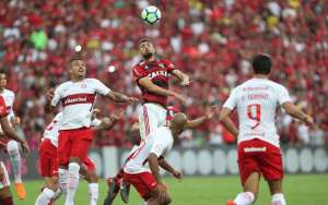 BRASILEIRÃO: São Paulo quer seguir líder, enquanto Fla e Inter fazem duelo direto