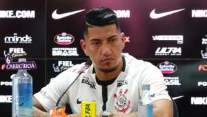 Diante do Ceará, Ralf quer tirar Corinthians de 'fase incômoda'