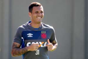 Ramon admite preocupação com momento do Vasco, mas garante: 'Não é desesperador'