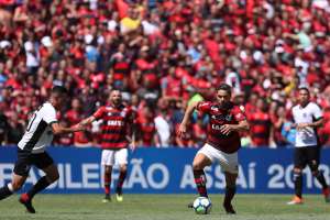 Sem Réver e pressionado, Flamengo vai ao Sul para 'roubar' 2º posição do Inter