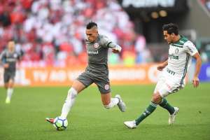 Com dúvida no ataque, Inter encara o Flamengo sonhando com a liderança