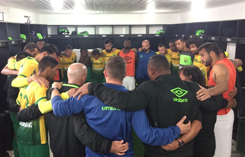 Série C: Cuiabá viaja com desfalques e dúvida para duelo decisivo contra o Botafogo-SP