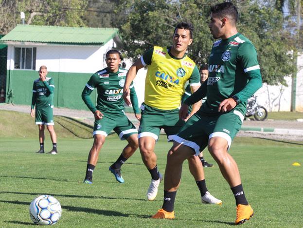 Série B: Com novos desfalques, Coritiba se reapresenta após segunda vitória seguida