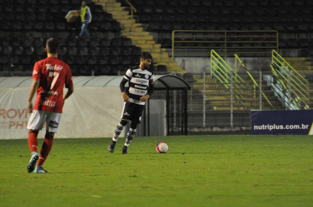 XV de Piracicaba cede empate ao Noroeste - Vitor Prates