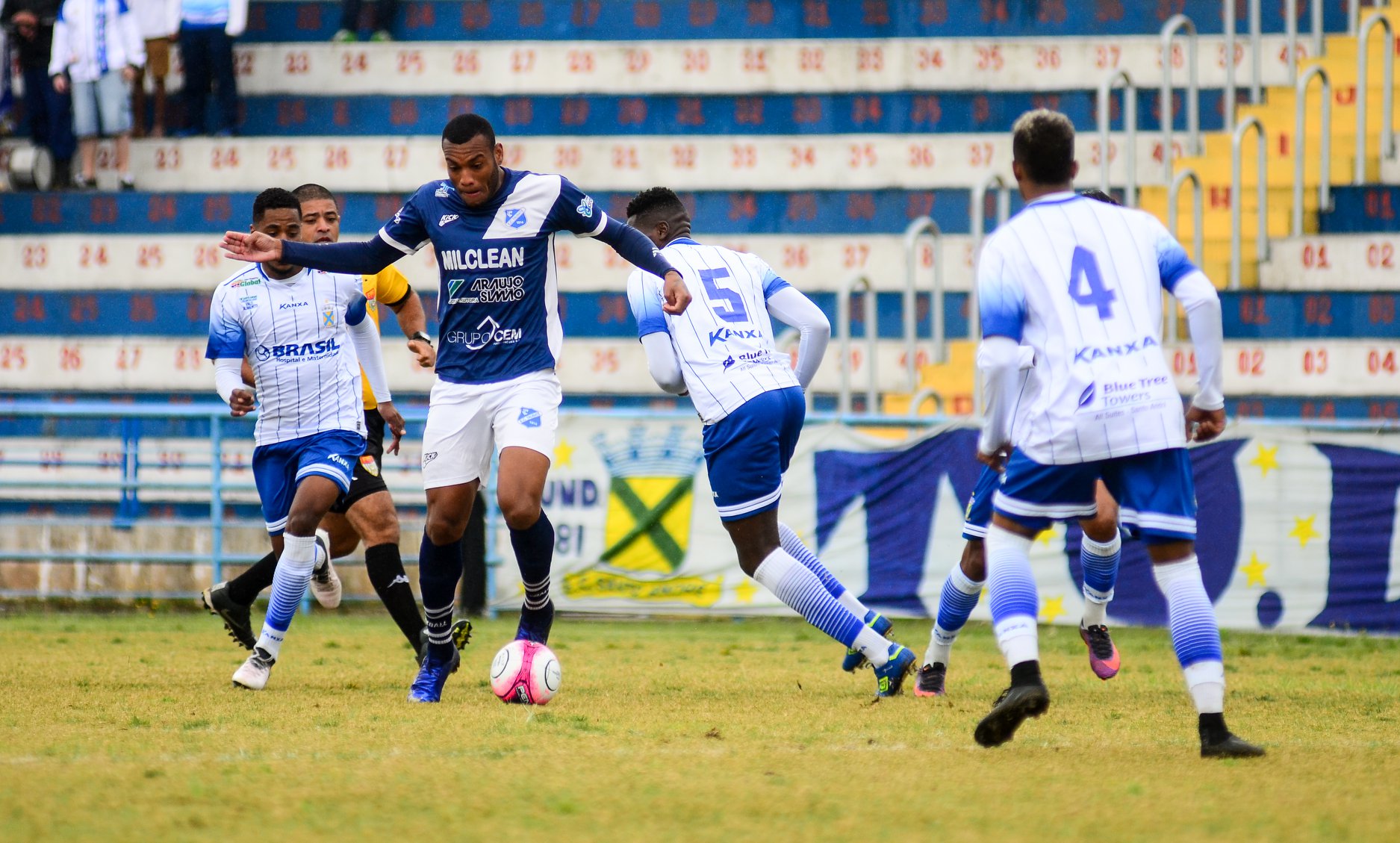 Copa Paulista: Confira fotos e gols da vitória do Taubaté sobre Santo André