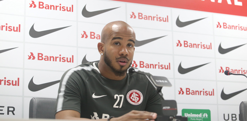 Patrick exalta melhor fase da carreira e admite ‘sensação boa’ com Inter na ponta