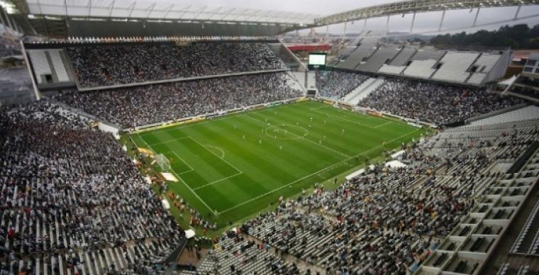 Itaquerão teve arquibancadas nos fundos só na Copa do Mundo