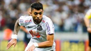 Gabriel reclama de pênalti e vê Santos prejudicado em empate com o Grêmio