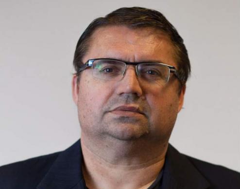 'Descobridor' de Everton, Júnior Chávare analisa carreira do jogador do Grêmio