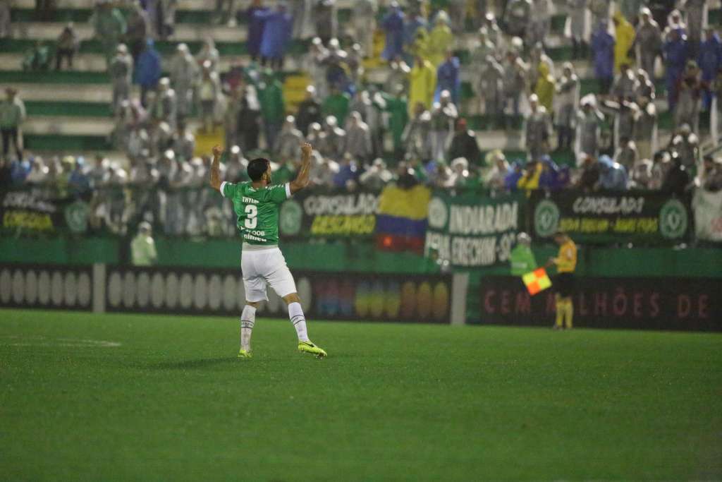 Chapecoense quer voltar a vencer no Brasileirão