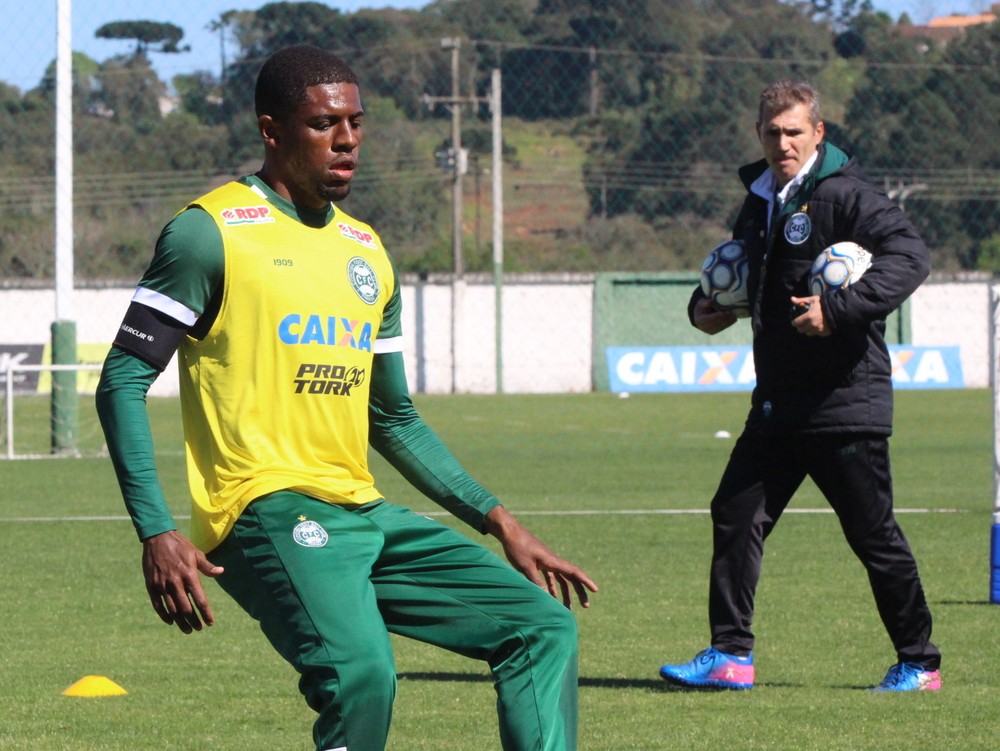 Vila Nova x Coritiba – Quem vai continuar sonhando com o acesso?