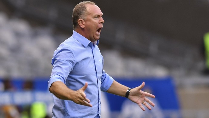 De olho no Palmeiras, Mano promete poupar titulares do Cruzeiro contra o Sport