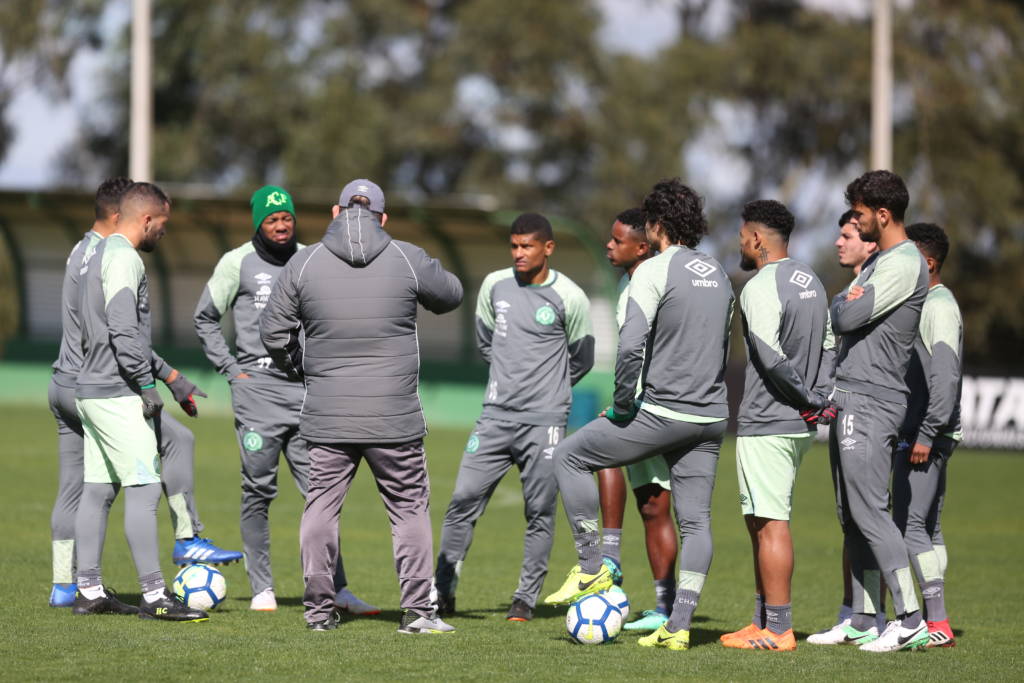 Sem Victor Andrade e Elicarlos, Chapecoense tenta pontuar no Maracanã 2 0002050340066 img