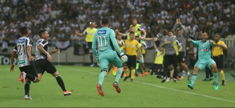Até o Ceará colocou o Corinthians na roda no Brasileirão