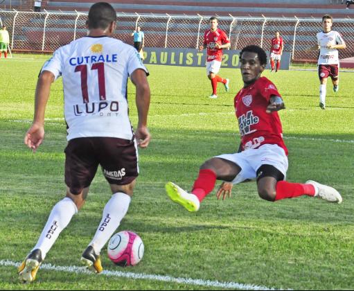 COPA PAULISTA: São Caetano derruba o invicto Taubaté e segue líder isolado do Grupo 3