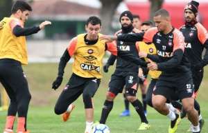 Atlético-MG x Atlético-PR - Embalados e sonhando com algo mais no Brasileirão