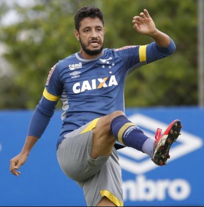 Copa do Brasil: Léo acredita que Palmeiras pode dar espaço para o Cruzeiro